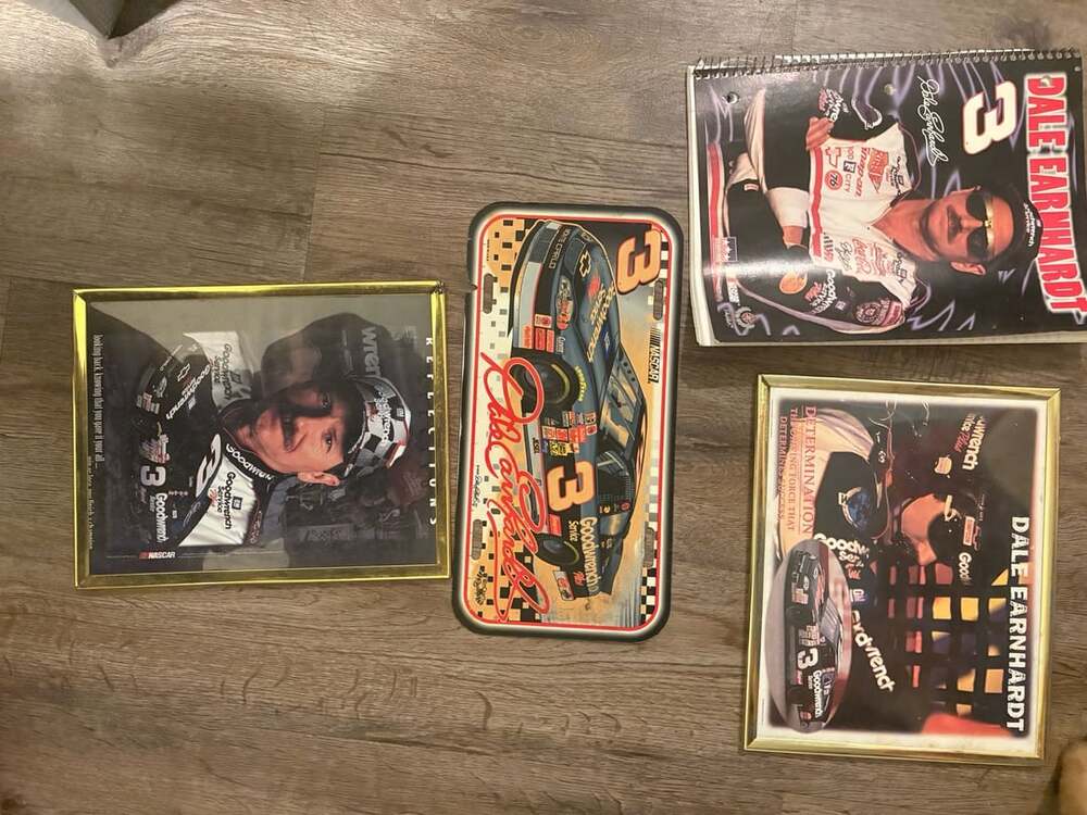 Dale Earnhardt NASCAR Collectible Lot Framed Photos , notebook and License Plate - Picture 2 of 9